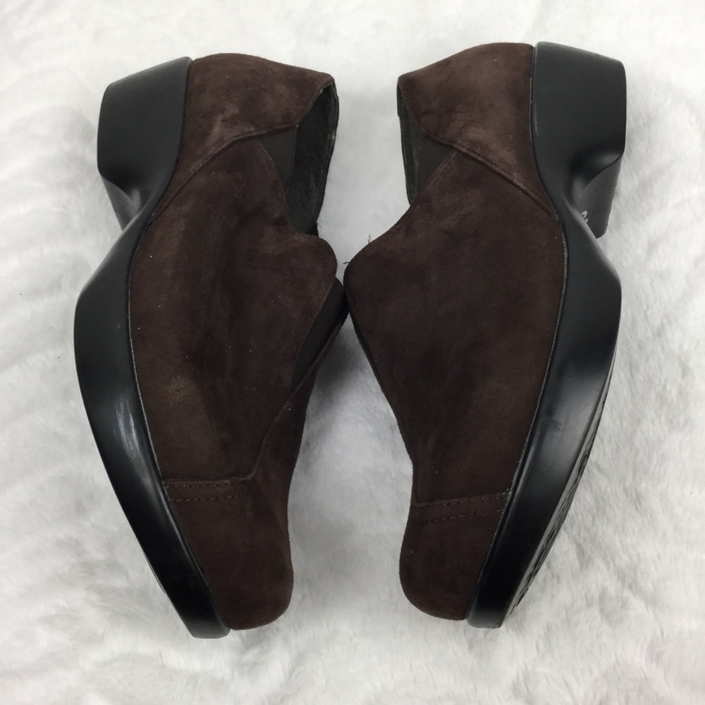 Dansko Suede Slip on Mary Jane shoes Brown Size 42/ US 11.5-12
